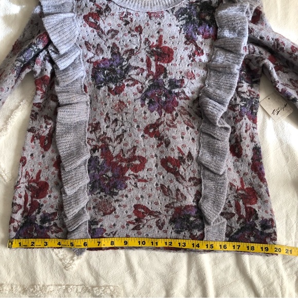 Free People ruffle floral sweater bell sleeve size L NWT - Picture 8 of 16